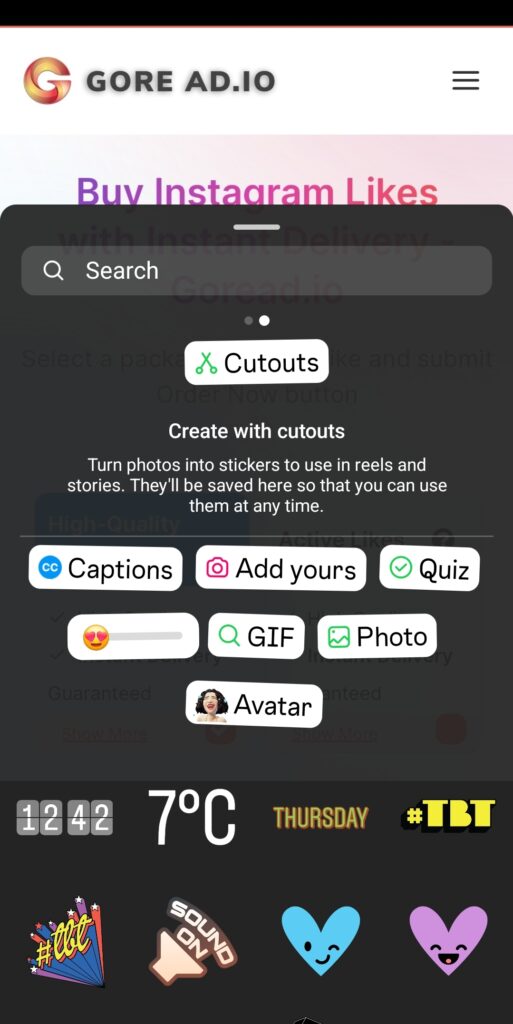 Beispiele für Sticker, die Sie hinzufügen können, einschließlich Temperatur, Bildunterschriften und Quizfragen. Quelle: Instagram-App, Adly.com