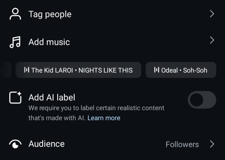 Uma captura de ecrã do GoRead.io da funcionalidade de música de um carrossel do Instagram.